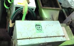 ホーライ製粉砕機のサムネイル