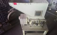 松井製作所製粉砕機のサムネイル