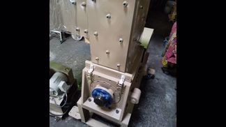 森田精機製粉砕機の詳細画像|2枚目