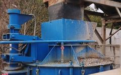 コトブキ技研工業製粉砕機のサムネイル