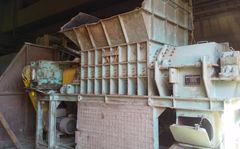 御池鐵工所製粉砕機のサムネイル