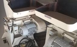 ホーライ製粉砕機のサムネイル