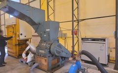 大登機械製粉砕機のサムネイル