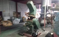 オリエント製粉砕機のサムネイル