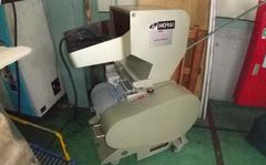 ホーライ製粉砕機のサムネイル