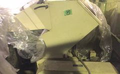 ダイコー精機製粉砕機のサムネイル